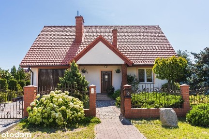 Zadbany dom w spokojnej części Mrągowa - gotowy do zamieszkania!