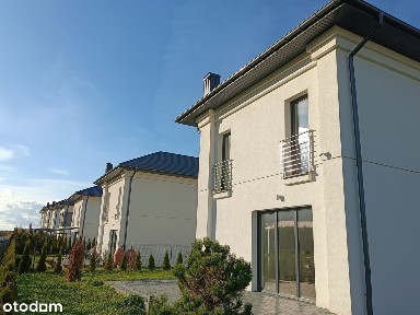 Snopków. Ostatni dom przy ul. Klonowej. Wykończony, do zamieszkania.