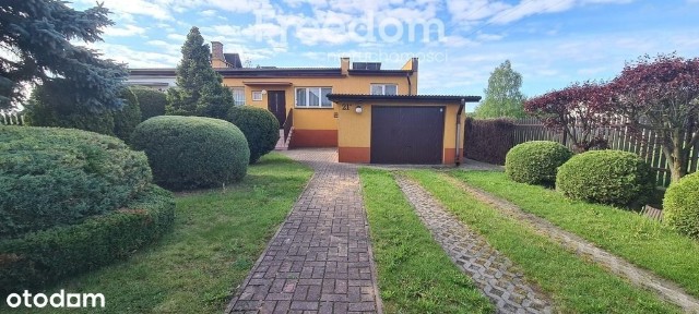 Dom z ogrodem na sprzedaż