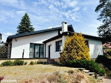 Dom jednorodzinny 153mkw, oddzielny duży garaż