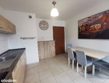 3 pok. rozkład, Centrum - Tęczowa