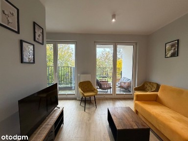 Na wynajem kawalerka z dużym tarasem