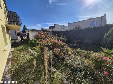 Przestronny dom z garażem w Niemodlinie