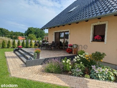 Zadbany dom - 140 m2 - Cena DO Negocjacji.
