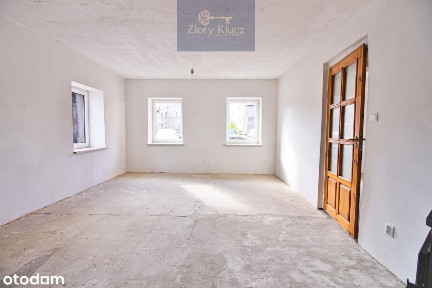 Przestronne dwa pokoje do wykonczenia blisko Rynku