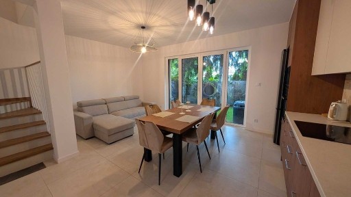 Mazowieckie, Pruszków