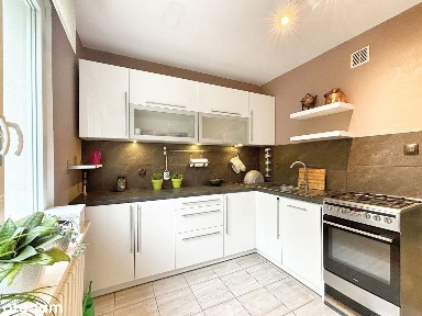 Przestronne 2 pokoje z oddzielną kuchnią - CZYŻYNY os Dywizjonu 303 -