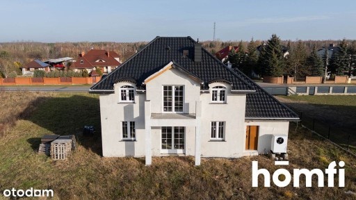 Nowoczesny dom z potencjałem w Szydłowcu