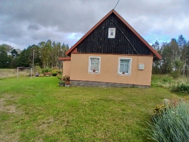 Dom na sprzedaż po za miastem