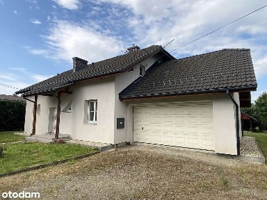 ul. Jana Sztwiertni 25, Ustroń, cieszyński, śląskie