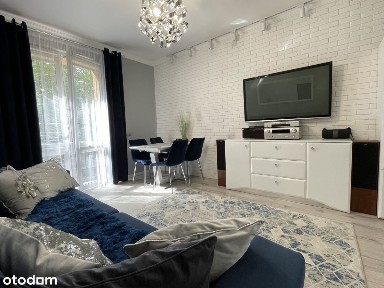 2pokoje po remoncie - cegła, 1 piętro