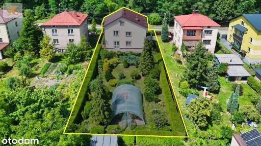 Przestronny dom pod lasem z piękną działką | Chrzanów