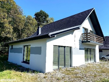 Nowy, przestronny dom w zielonej okolicy