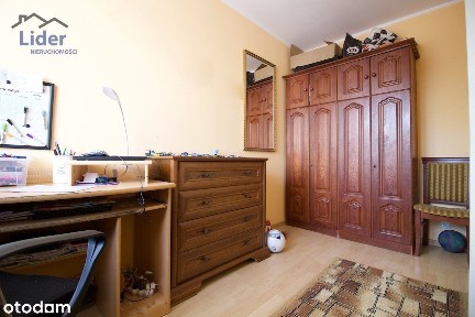 2 pok. ul. Kameralna, Pierwsze piętro