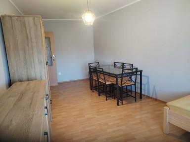 Sprzedam kawalerkę 36m.2 Kamienica 4 piętro Złotoryjska Legnica