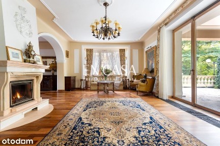 Stylowy dworek w parkowej części Milanówka