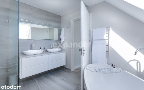 Kawalerka łazienka Z Oknem Piękny Widok Winogrady