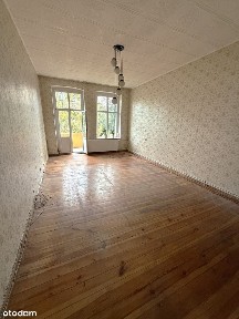 REZERWACJA ! Mieszkanie z widokiem na Park, 1 piętro, z balkonem.