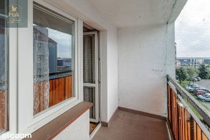 Wągrowiec-3 pokoje,65m,balon,II piętro