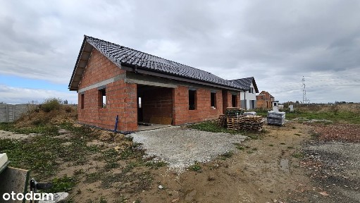 Dom jednorodzinny stan surowy 114,44m2 garaż taras ogrodzenie Grodków