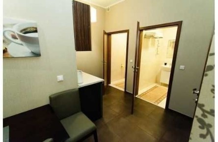 Do wynajęcia kawalerka w centrum Bytomia - idealna dla par i singlów!