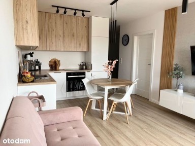 nowe 2 pokoje/d. balkon/winda/ 2 priv parking