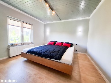 Duży dom w spokojnej okolicy/Dąbrówka