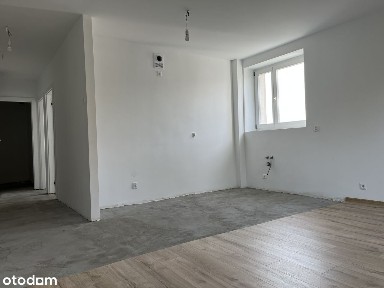 Mieszkanie po generalnym remoncie w centrum Sandomierza.