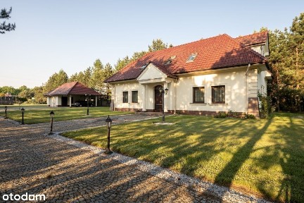 Dwór z duszą - unikatowy dom w stylu pałacowym