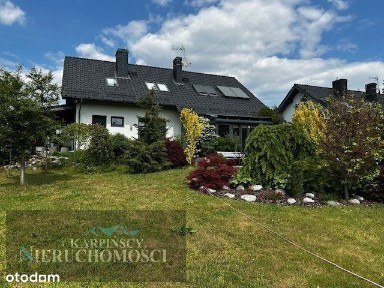 Luksusowy budynek jednorodzinny z piękną działką.