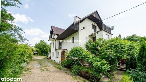 Dom z atrakcyjną działką, Karniowice