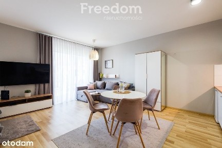 Mieszkanie nad jeziorem Jeziorak z tarasem