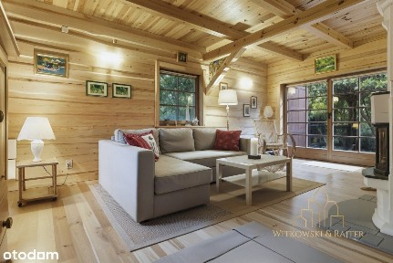 Epicka Nieruchomość Jak z Bajki W Centrum Polski!