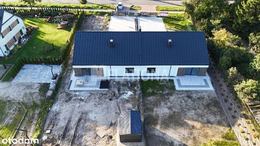 Bliźniak w stanie deweloperskim