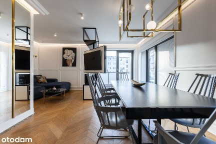 Dwupoziomowy designerski apartament w centrum Gdyni