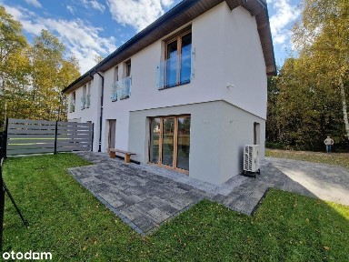 Dom bliźniak przy lesie Stobierna