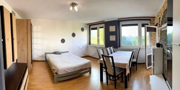 3-Pokoje, Oddzielna kuchnia, 57.1m2, Różanka Do zamieszkania