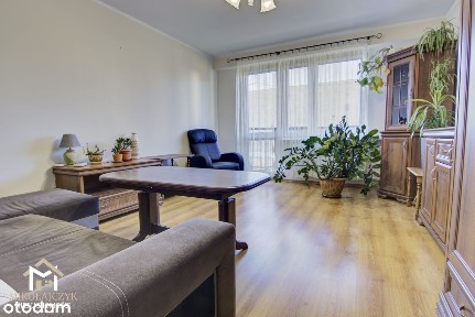 3 pokoje / ul. Sikorskiego 12 / 1 piętro / 60 m2 / duży balkon