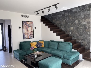 Komfortowy dom z pięknym ogrodem i widokiem na las. TOP LOKALIZACJA !