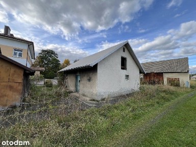 Drewniany Dom - 2 Budynki Gospodarcze -Działka 19A