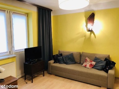 DOM DLA PRACOWNIKOW KOKOTÓW