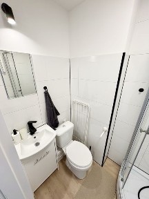 Tania, nowa, kawalerka 1600 zł z mediami. Stała kwota.