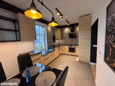 Sprzedam wyremontowane mieszkanie trzypokojowe w c