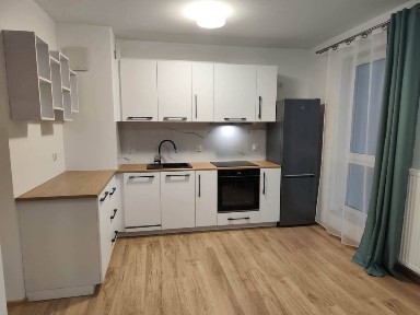 Mieszkanie 3 pokojowe z balkonem na osiedlu Złota Reneta