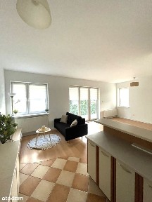 Bezpośrednio | Jasne z ogromnym balkonem i wyjsciem do lasu | metro