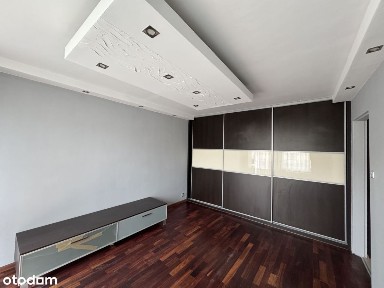 Atrakcyjne mieszkanie z balkonem