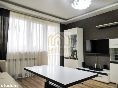 Przestronne 3 Pokoje Z Balkonem I Miejskim C.O.