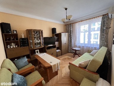 ul. Chmielna, Mirów, Wola, Warszawa, mazowieckie