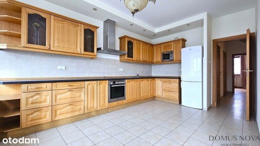 Trzypokojowe mieszkanie - Metro Wilanowska