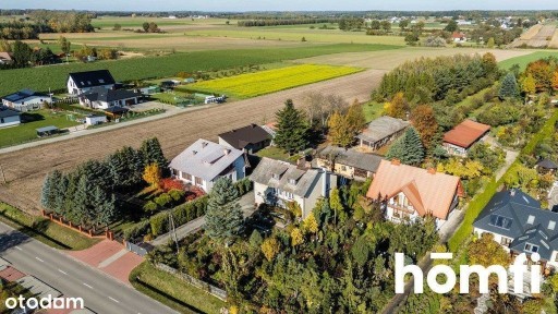 Przestronny Dom Jednorodzinny Z Dużą Działką